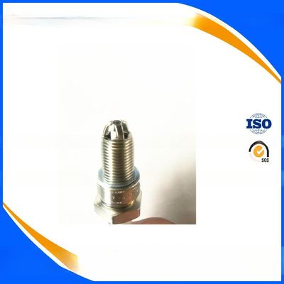 WR7LTC 2 Spark Plug VW Spark Plug GOL Modello di auto per migliorare le prestazioni del motore