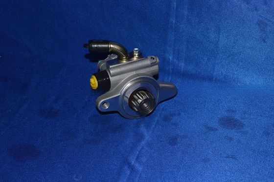 Pompa di sterzo 44310-35690 per Toyota Quantum Prado KDJ120 KZJ120 Anno 2008-2013
