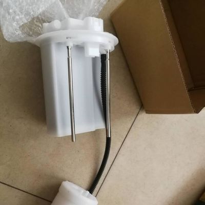Filtro di carburante in plastica importato 77024-42011-77024-42080 per Toyota Lexus NX Rav4