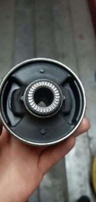 4013A426 Control Arm Bush per Mitsubishi ASX Migliora la tua esperienza di guida
