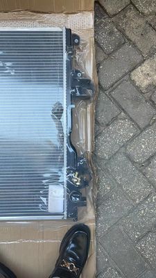 Land Cruiser 150 Radiatore di raffreddamento automatico 16400-30300 per Toyota Prado 3.0 TDI