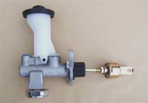 Top- Performance Clutch Master Cylinder per Toyota Landcruiser 90 KZJ185 31410-35320