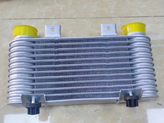 N.O.O. WL85-13-550 Motore Intercooler Core per Mazda BT50 Ford Ranger 1999-2006