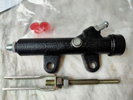 Dimensioni standard Clutch Master Cylinder Slave Cylinder per camion Nissan CM 46801-Z5007
