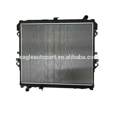 Radiatore di eccellente prestazione 16400-0c280 per Toyota Revo 2016 Benzina