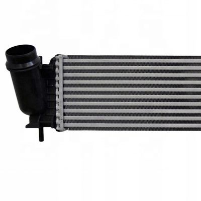 Intercooler per Nissan Navara NP300 Renault Alaska 2.5 dCi 4x4 144614KV1A 2014- Top-