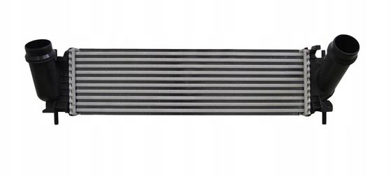 Intercooler per Nissan Navara NP300 Renault Alaska 2.5 dCi 4x4 144614KV1A 2014- Top-