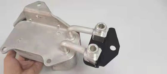 AB39-7A095-BB AB39-7A095 JB3G-7A095-BA AT Refrigeratore ad olio Assy Per Ford Ranger 2012