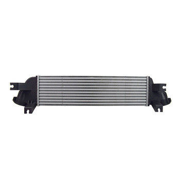 Intercooler per Mitsubishi L200 2.4 4WD KB5T 2019-2020 1530A161 Disegno personalizzato