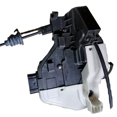 Santa Fe 81320-2W010 Porta anteriore Chiusura assemblaggio Sistema chiudibile Parti auto coreane