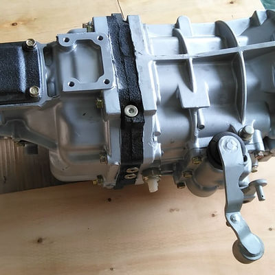 OE NO. 33030-0k350 per Toyota Hilux Auto Parts Transmission Manual Gearbox Assembly