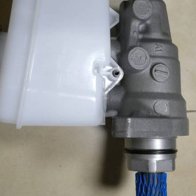 HINO Car Make Brake Master Cylinder 47208-60030 per Toyota Prado RHD KDJ/GRJ/RZJ120