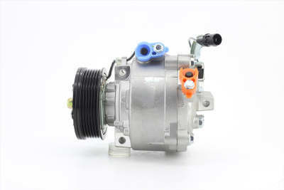 Sostituzione del compressore CA per Mitsubishi ASX 2020 1.8 DI-D 4WD Van da parte di professionisti