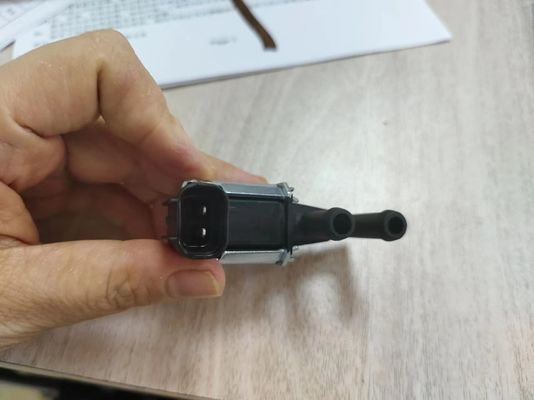 Valvola solenoide di controllo della purga per Mitsubishi 02-03 Lancer Colt Outlander Galant Legnum MR507781