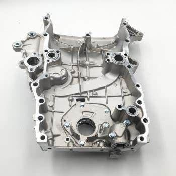 Toyota Hiace Quantum 2TR Copertura della pompa dell'olio sottoinsieme 11310-75070 11310-75071 11310-75073