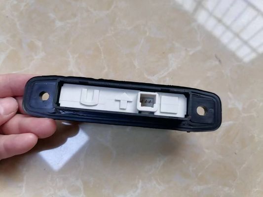84840-28040 Cancellatore porta finestra Assy Perfetto sostituto per la tua Lexus RX350 2015