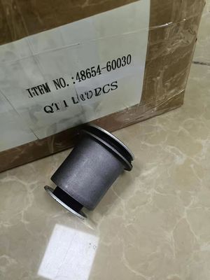 48655-60030 Casco del braccio di controllo inferiore per Toyota Landcruiser Prado