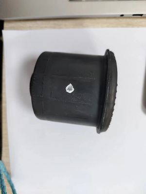 Per Hyundai Accent Kia Rio Bush Braccio di traino con buccia Oem 55160-1R000