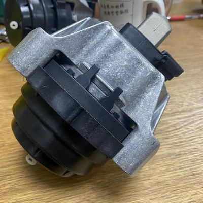 22116883514 Montaggio motore BMW G30 Touring G31 Gran Turismo G32 Montaggio motore