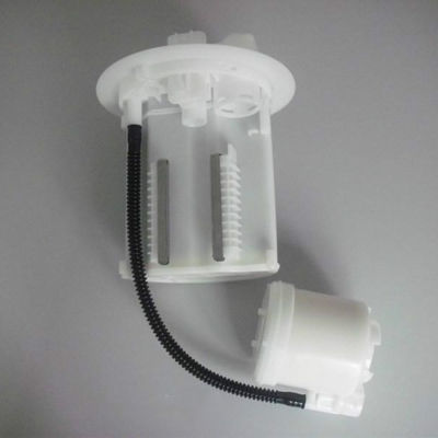 77024-12080 Filtro di carburante in serbatoio per Toyota Corolla Axio con carta filtrabile importata