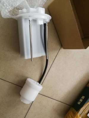 Filtro del carburante in serbatoio OE NO. 77024-42011 con carta filtrabile importata per Toyota Lexus NX Rav4