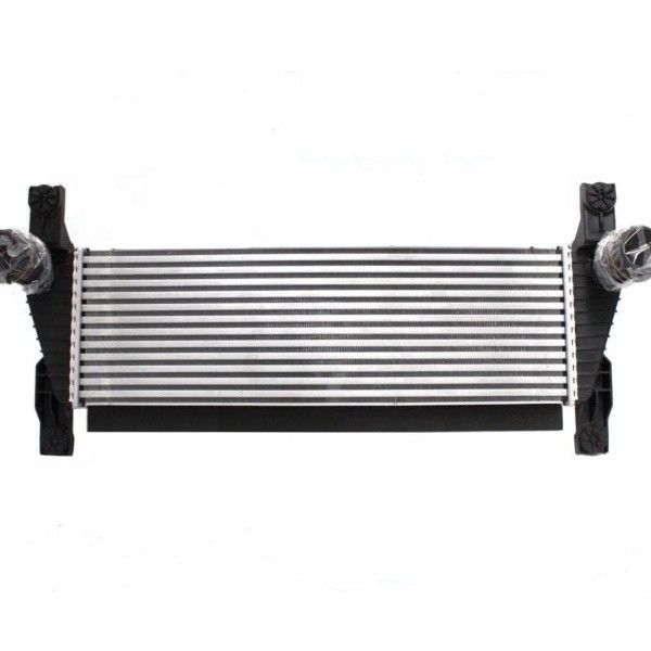 OE NO. 14461-EB360 Intercooler per Navara D40 Migliora il raffreddamento del motore