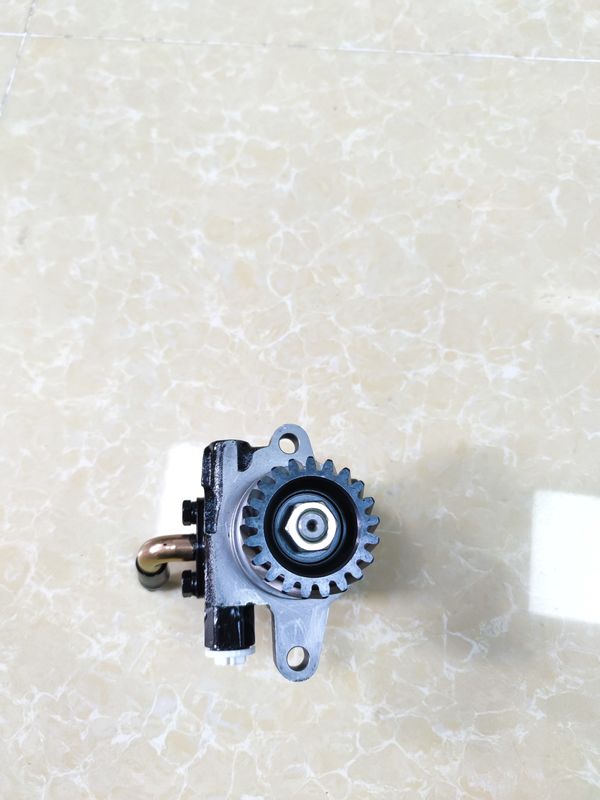 Pompa di potenza di sterzo per camion per Nissan FD42 49110-0T002 Solo per parti auto giapponesi