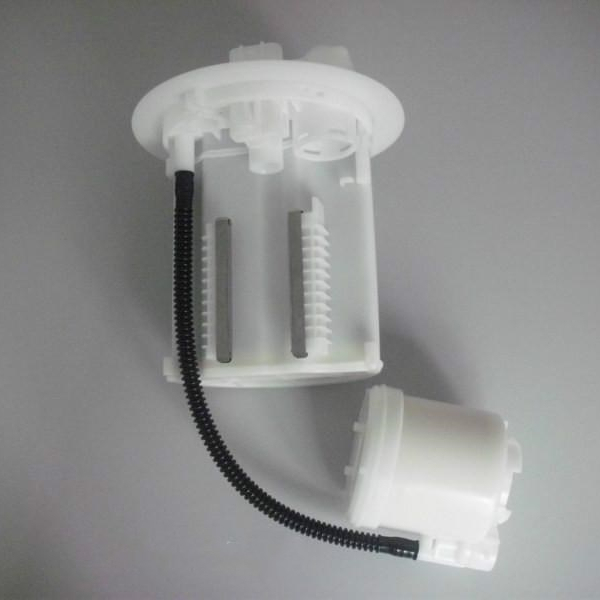 77024-12080 Filtro di carburante in serbatoio per Toyota Corolla Axio con carta filtrabile importata