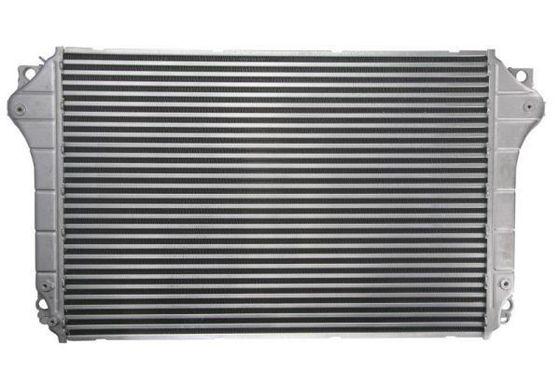 17940-0R010 Intercooler per toyota avensis corrolla